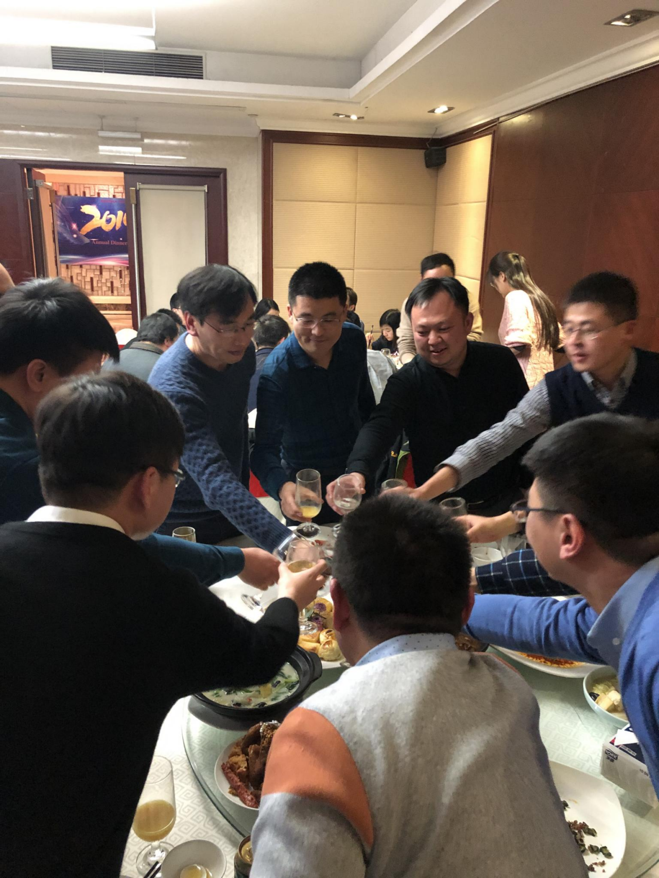 2019-01-04-annual-dinner-macnica-cytech-beijing-office-02.png