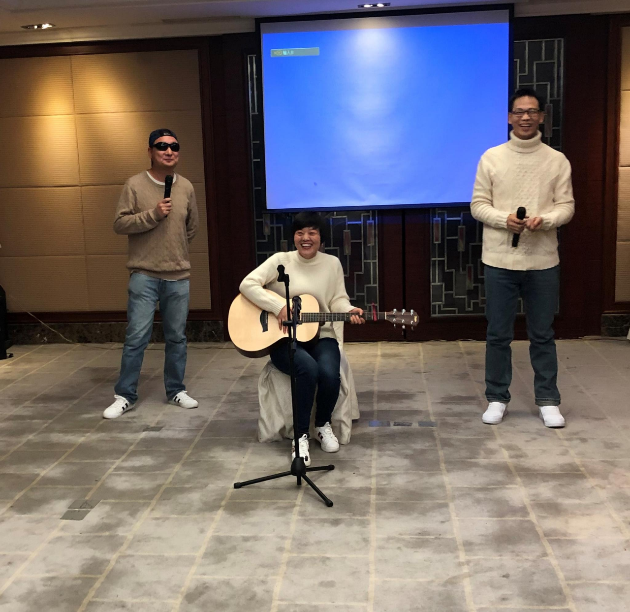 2019-01-04-annual-dinner-macnica-cytech-beijing-office-03.png