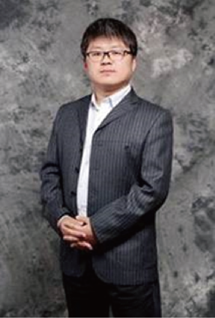 Roger Yu.png