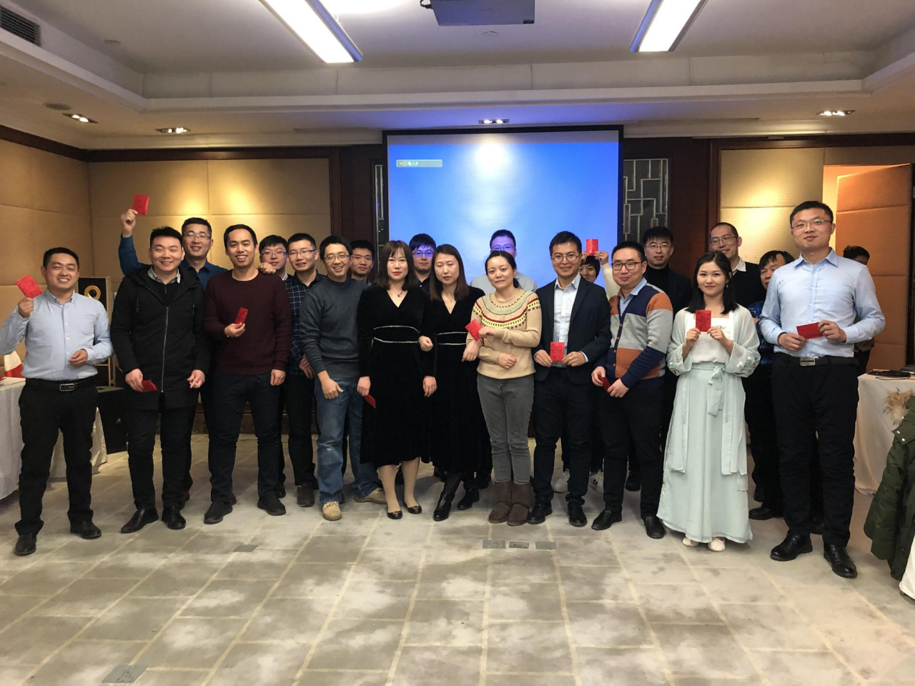 2019-01-04-annual-dinner-macnica-cytech-beijing-office-07.png